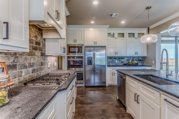 Cabinet Remodeling in Helotes